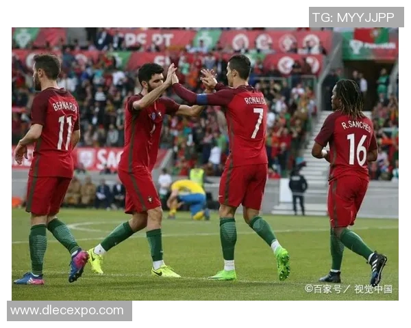 南京羽毛球队在杯赛积分榜上以65分稳居第一名展现强劲实力 南京羽毛球队在杯赛积分榜上以65分稳居第一名展现强劲实力