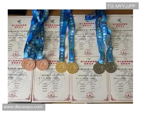 杭州网球队以69分稳居精英赛积分榜首位，争夺冠军在望