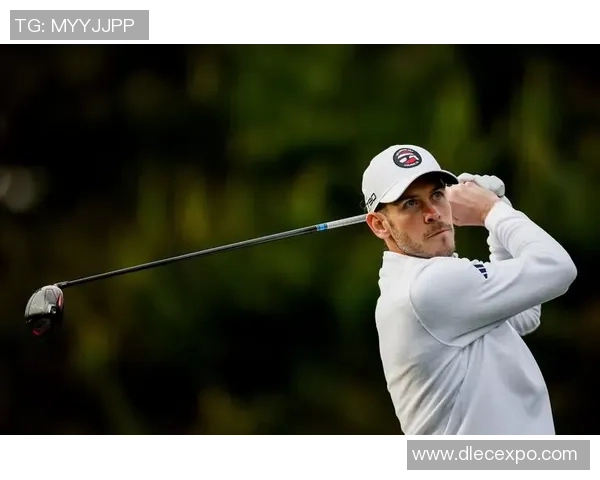 欧美足球明星的成长与蜕变全景图解读