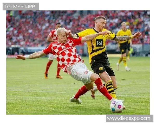 足球明星齐聚观战皇马激情对决引发球迷热潮 足球明星齐聚观战皇马激情对决引发球迷热潮