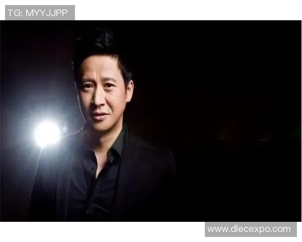 香港足球明星张国强的传奇人生与辉煌成就揭秘 香港足球明星张国强的传奇人生与辉煌成就揭秘