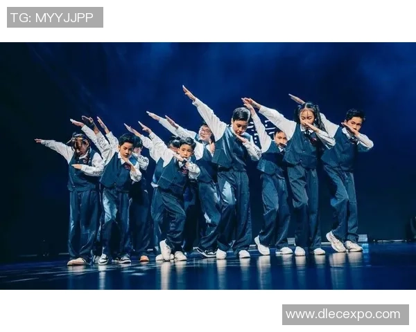 街舞专题:聚焦深圳街舞队的速度 街舞专题:聚焦深圳街舞队的速度